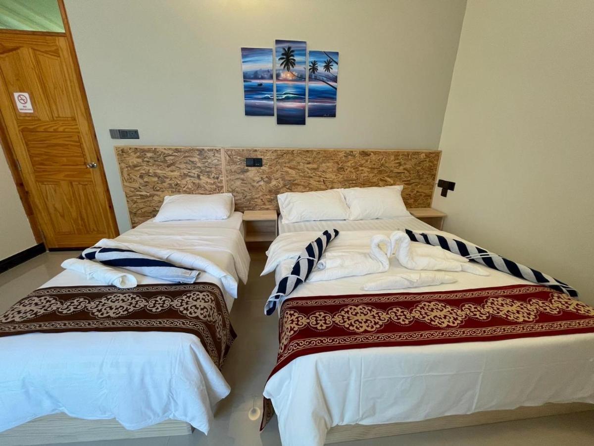 Ocean Waves Inn Gaafaru Екстериор снимка