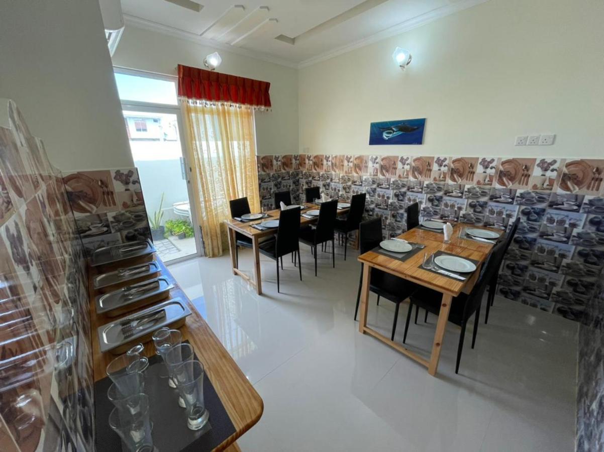 Ocean Waves Inn Gaafaru Екстериор снимка